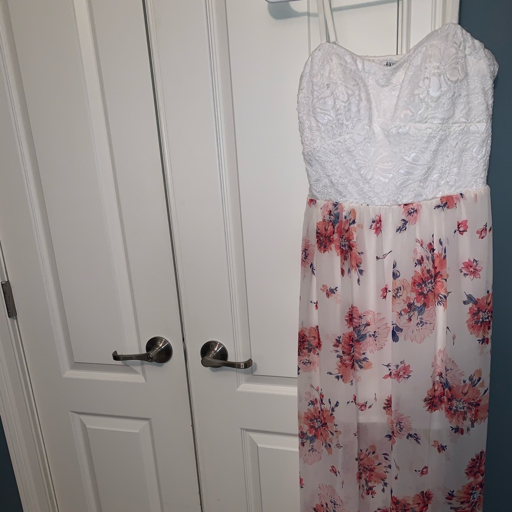 Strapless maxi style dress